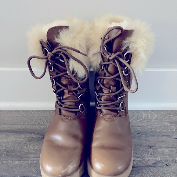 Ugg boots - Picture 3 of 5